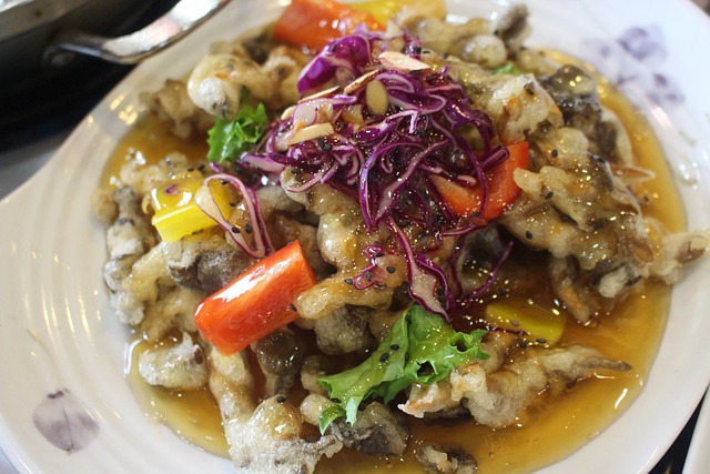 꿔바로우 (宫保鸡丁, Kung Pao Chicken)