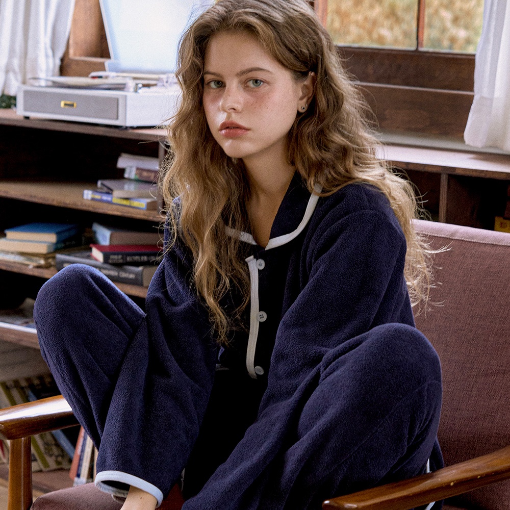 “플러피 퓨어 긴팔 커플 수면 잠옷 세트 홈웨어” 솔직 후기, 집에서의 편안함을 더해줄 필수템